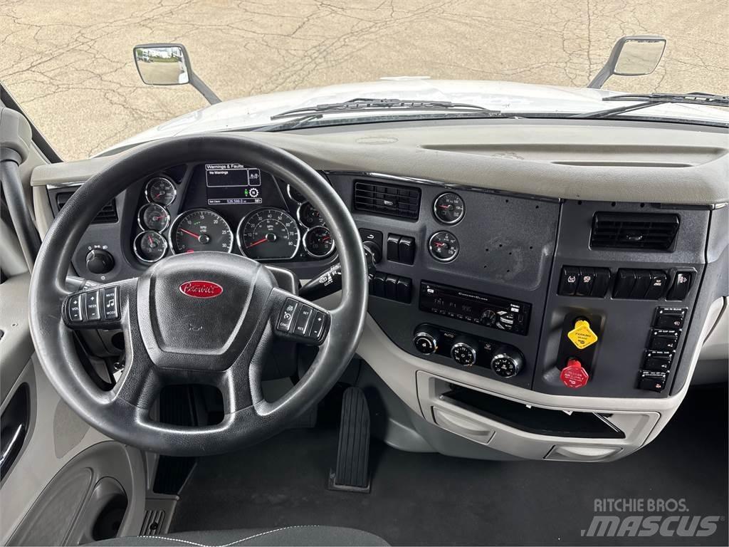 Peterbilt 579 中古トラクターヘッド | トレーラーヘッド