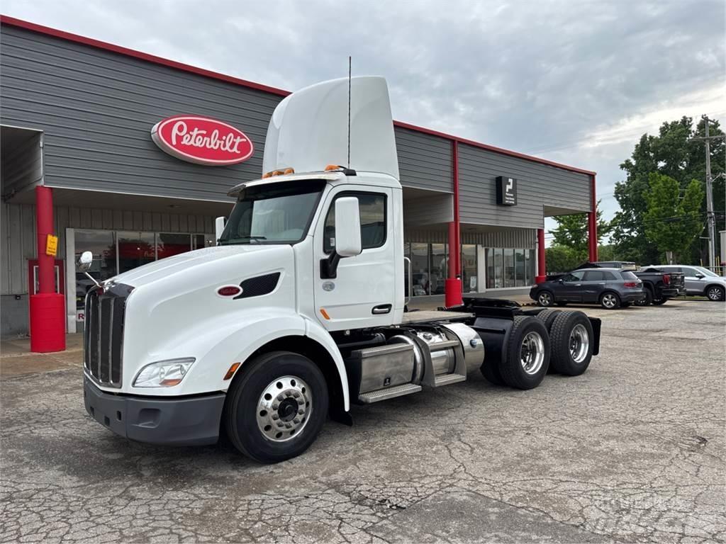 Peterbilt 579 中古トラクターヘッド | トレーラーヘッド