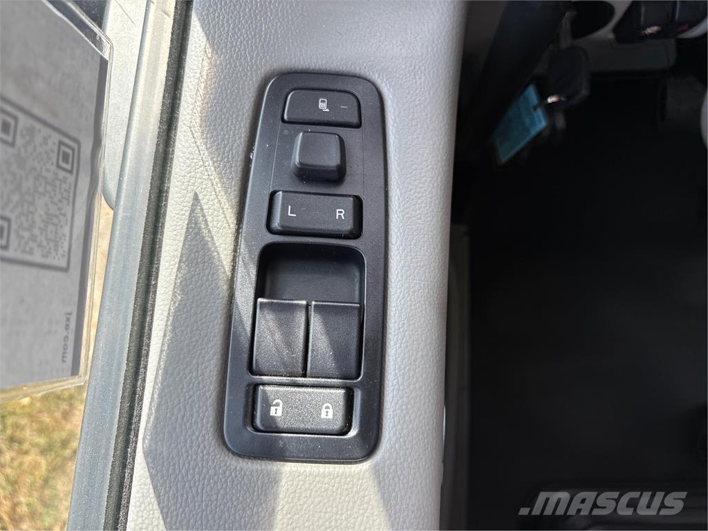 Peterbilt 579 中古トラクターヘッド | トレーラーヘッド