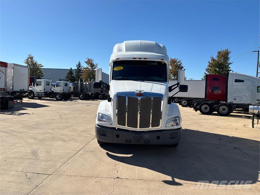 Peterbilt 579 中古トラクターヘッド | トレーラーヘッド