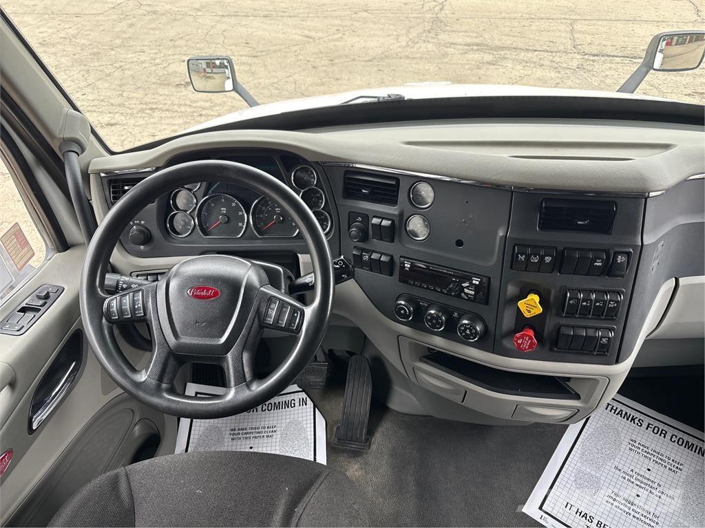 Peterbilt 579 その他トラック