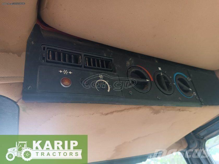 CASE  トラクター