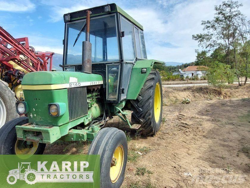 John Deere 2130 トラクター