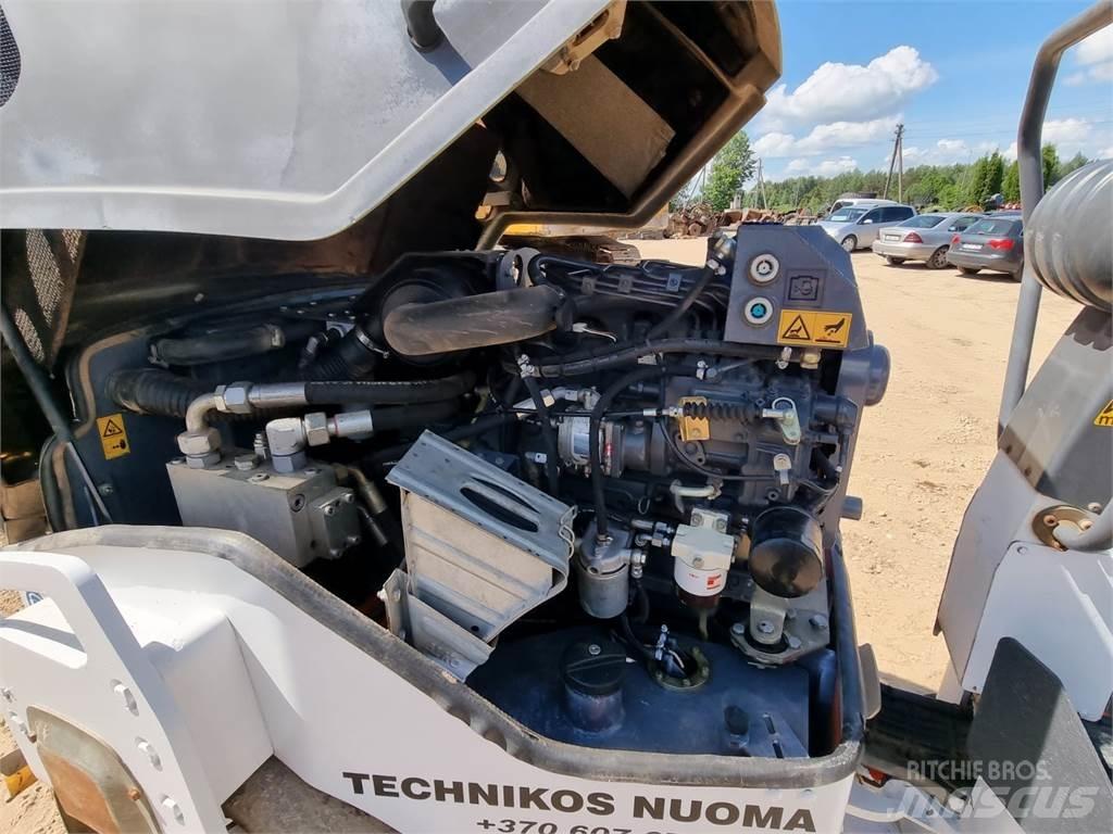 Hamm HD 13VV タンデムローラ