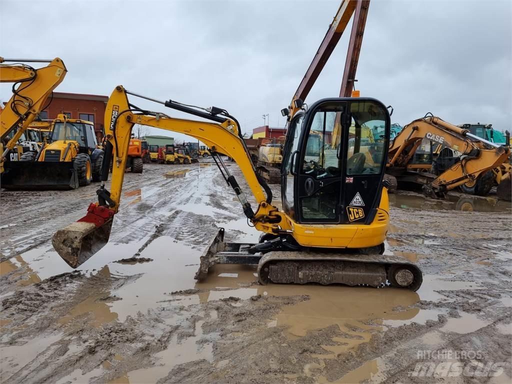 JCB 8030 ZTS ミニ油圧ショベル 7t以下（ミニユンボ・ミニディガー）