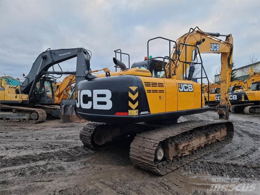 JCB JS220LC (PLUS) 大型油圧ショベル12t以上（パワーショベル・ユンボ）