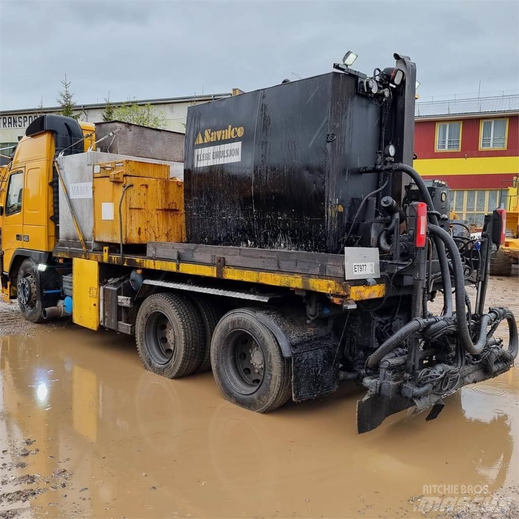 Volvo FM12 6×2 建設機械 -　その他