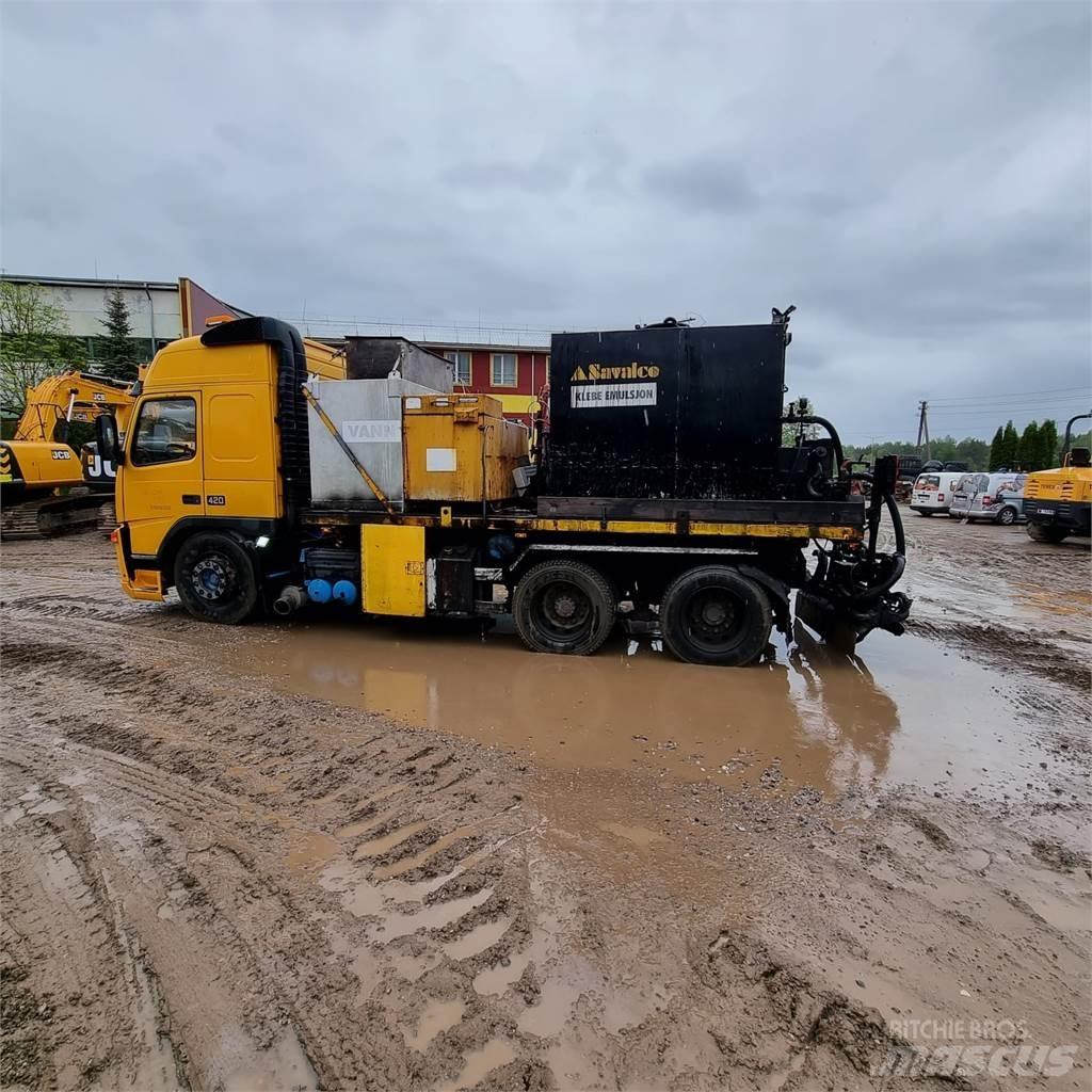 Volvo FM12 6×2 建設機械 -　その他