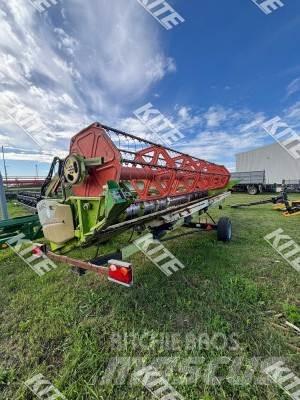 Claas 550 2WD コンバイン