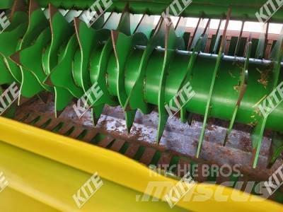 John Deere 568 ラウンドベーラー