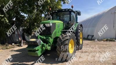 John Deere 6190R トラクター