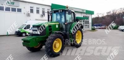 John Deere 6830 トラクター