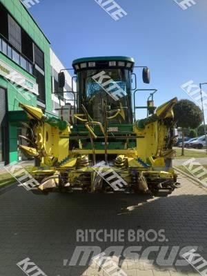 John Deere 7200 コンバイン