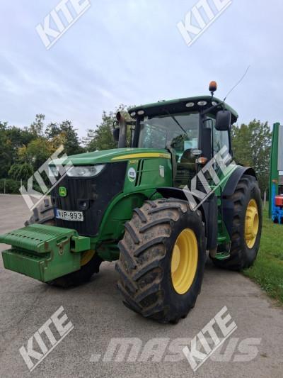 John Deere 7230R トラクター