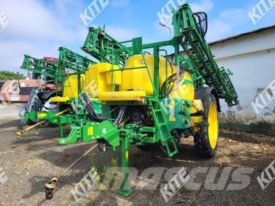 John Deere 732I/27M 牽引型スプレイヤー