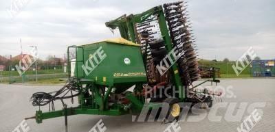 John Deere 740A ドリル