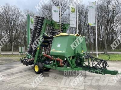 John Deere 740A/9M ドリル