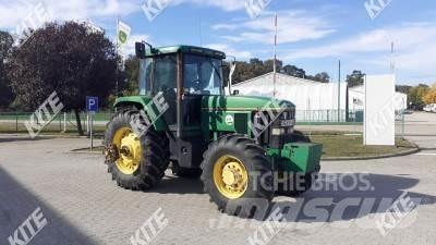 John Deere 7800 トラクター