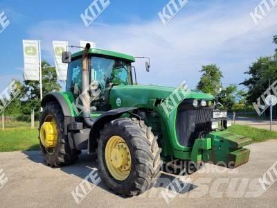 John Deere 8220 トラクター