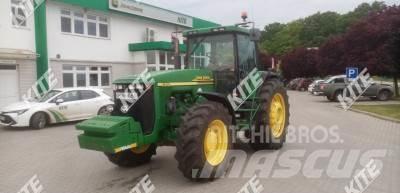 John Deere 8310 トラクター