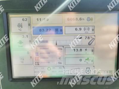 John Deere 8360R トラクター