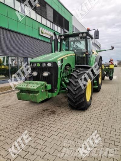 John Deere 8430 トラクター
