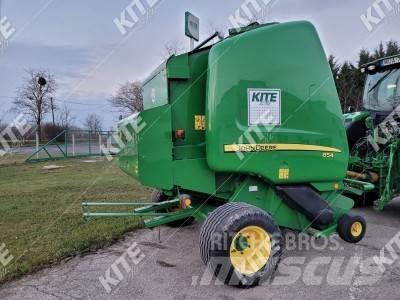 John Deere 854 ラウンドベーラー