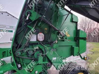 John Deere 854 ラウンドベーラー