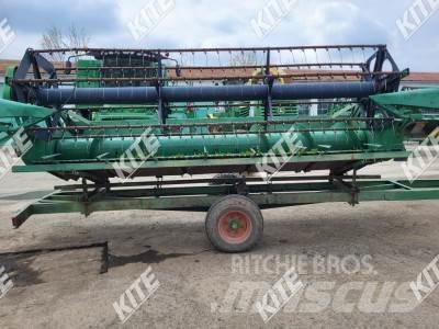 John Deere 9540 WTS 2WD コンバイン