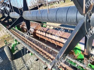 John Deere 9560 WTS 2WD コンバイン