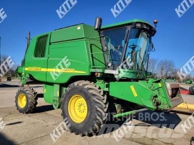 John Deere 9560 WTS 2WD コンバイン