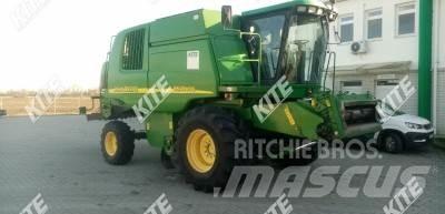 John Deere 9640 WTS コンバイン