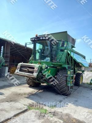John Deere C670 コンバイン
