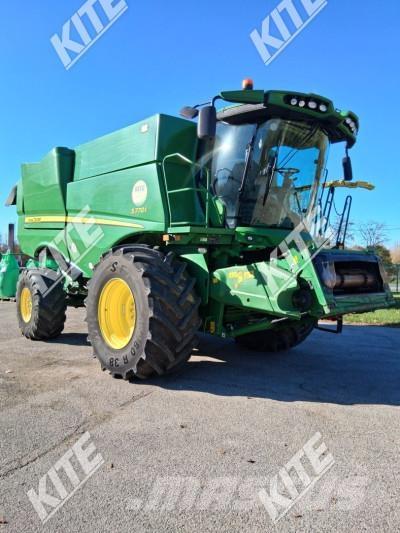 John Deere S770I コンバイン