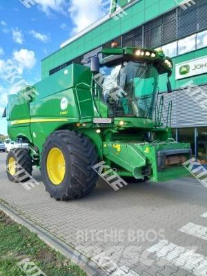 John Deere S780i コンバイン
