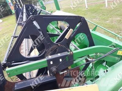 John Deere T670 コンバイン