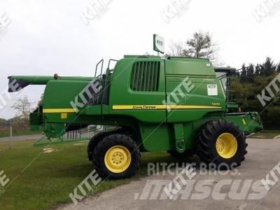 John Deere T670 コンバイン
