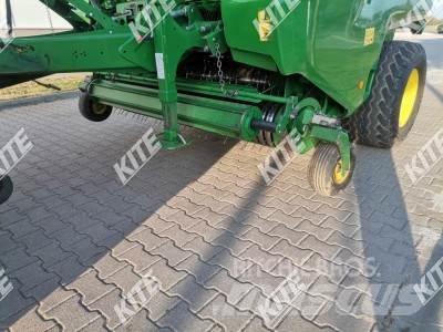 John Deere V451 R ラウンドベーラー