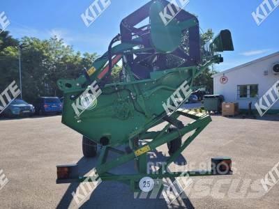 John Deere W540 2WD コンバイン
