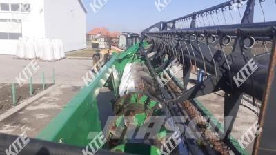 John Deere W540 2WD コンバイン