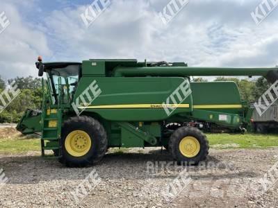 John Deere W650 コンバイン