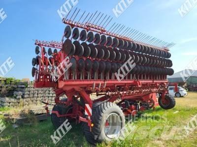 Kverneland DG 9000-12000 ドリル