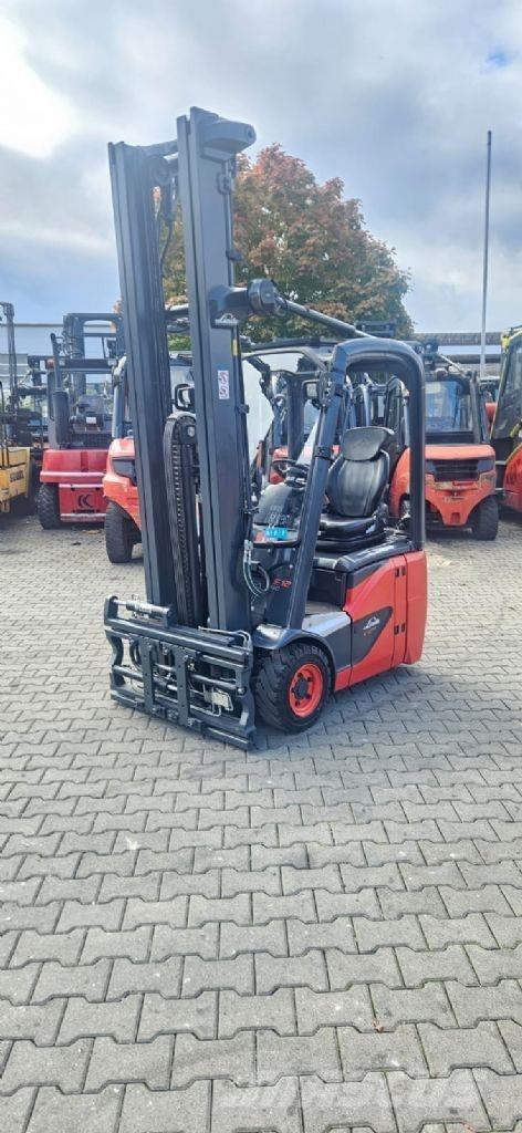 Linde E 12-02 バッテリーフォークリフト