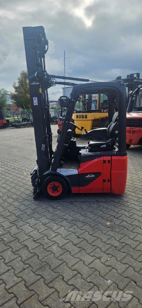 Linde E 12-02 バッテリーフォークリフト