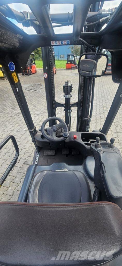 Linde E 18-02 バッテリーフォークリフト