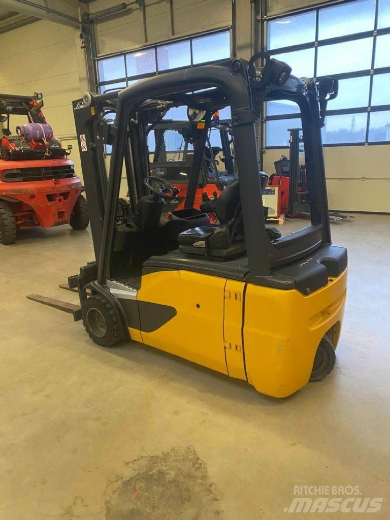 Linde E 18 L-02 バッテリーフォークリフト