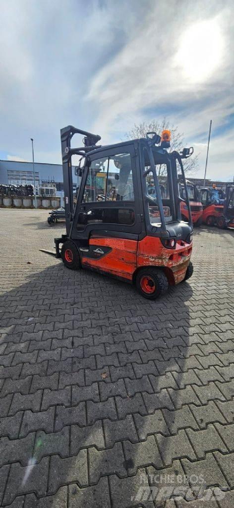 Linde E 25 L-01 バッテリーフォークリフト
