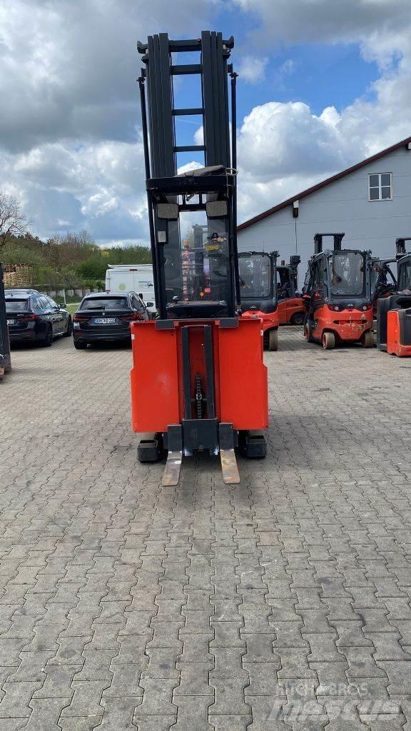 Linde V 12-02 高型オーダーピッカー