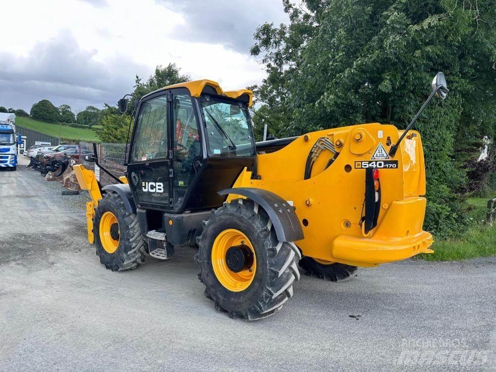 JCB 540-170 テレスコーピックハンドラー