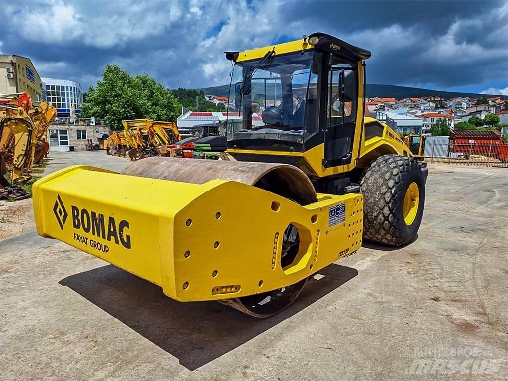 Bomag BW226PDH-5 タンデムローラ